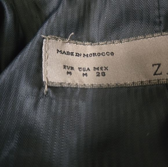 ZARA Black Velvet Blazer With Satin Lined Lapel. Size Medium - Picture 11 of 16